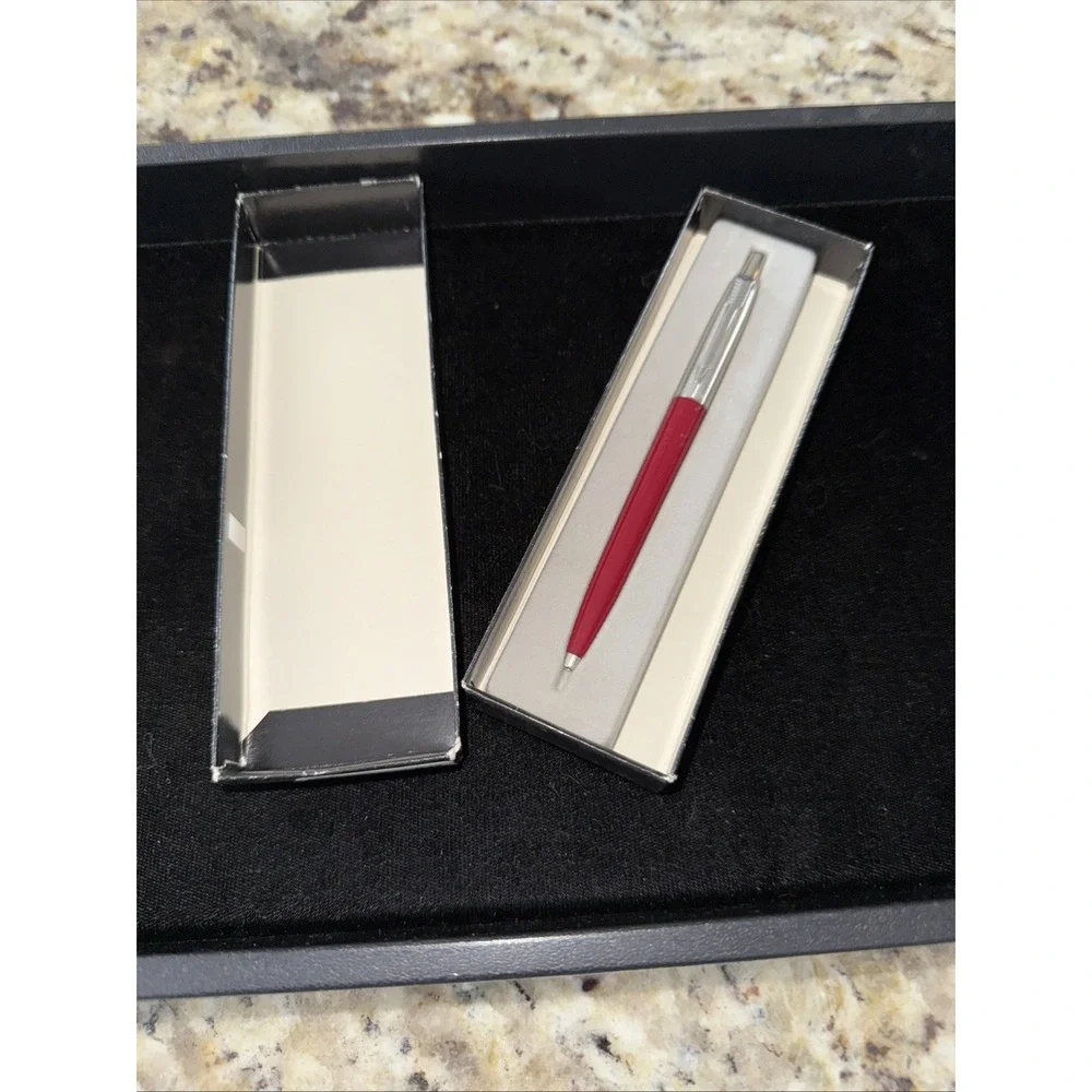 Vintage PARKER Jotter Burgundy Pen 78032 Made In USA  5175‎